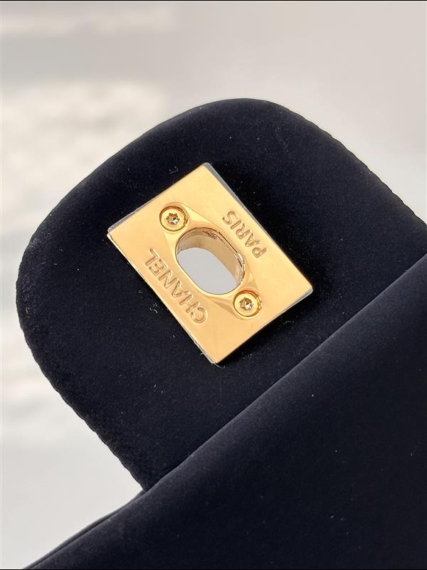 2026131204526892 700